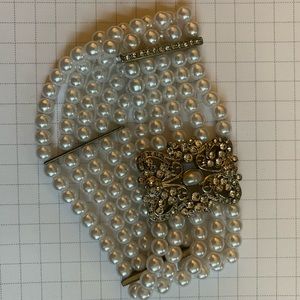 Pearl beaded string bracelet